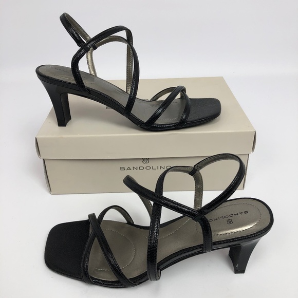 bandolino strappy sandals